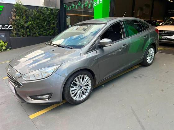 FORD FOCUS 2.0 SE PLUS 16V FLEX 4P POWERSHIFT